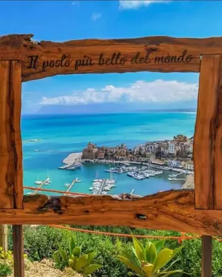 a picture of a marina with the words it pacific run better dat m at Golden House con jacuzzi in Castellammare del Golfo