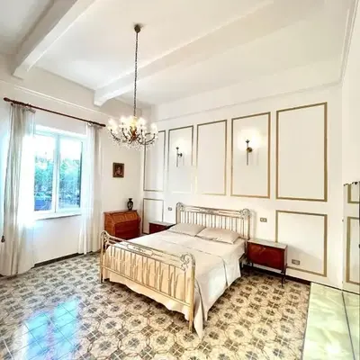 Sunny Home
