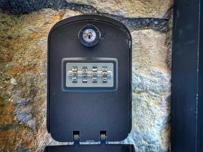 a cell phone sitting on top of a rock at MaMa7 in Palermo