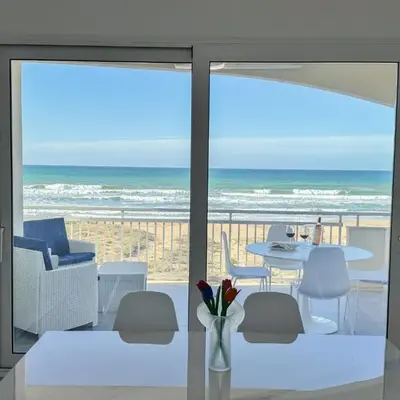 La perla sulla spiaggia