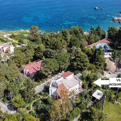 Villa Acquamarina - 300 meters from the sea