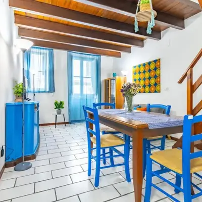GuestHost - The Traveller's House - Palermo Station Apartments