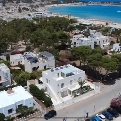 Villa Ippolita - 2 Bedrooms Apartment with Exclusive Garden