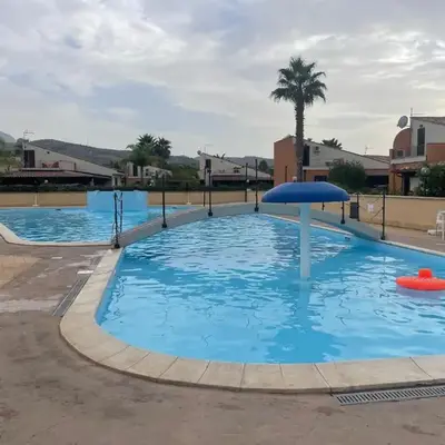 Villetta 200mt mare e piscina