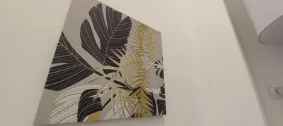 a painting of a plant with leaves at Palermo dream Rooms in Palermo