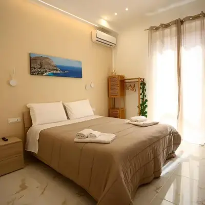 Front Palermo House