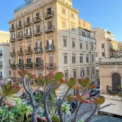 Villafranca33 - Politeama Centro Palermo
