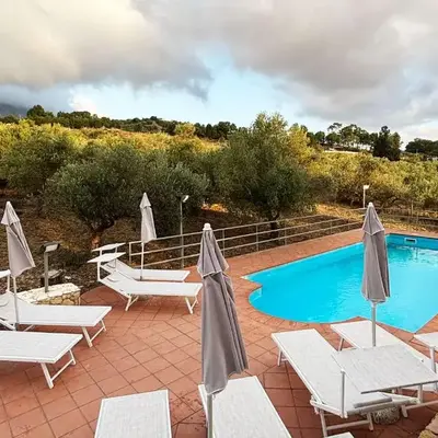 Villa con Piscina