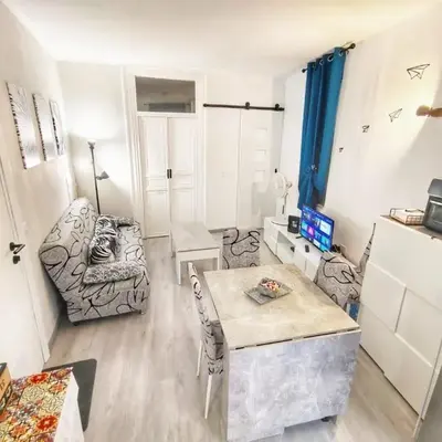 subway apartment