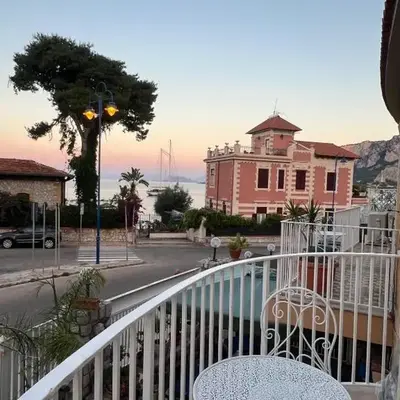 Mondello Sunshine Apartment