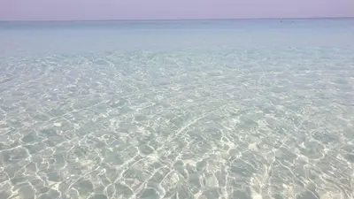 a view of the clear water of a beach at Villa Oasi Bonita a Mondello in Palermo