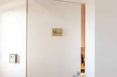 an elevator door with a sign that reads mama at Meraki Home - Alle Spalle del Teatro Massimo in Palermo