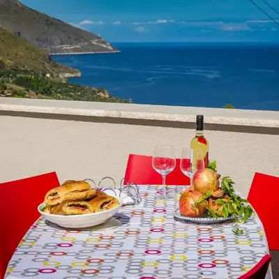 APT NINO in Villa Rosaria Vista Mare Zingaro
