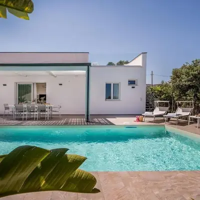 Rosvì Villa