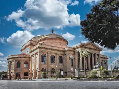a large building with a statue in front of it at Apartment Happy House by Interhome in Palermo