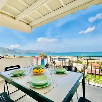 Apartment Sea Life Giulia- 200 m vom Strand entfernt by Interhome