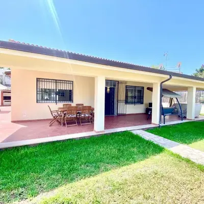 Holiday Home Villa Grace- Strand 200 m entfernt by Interhome