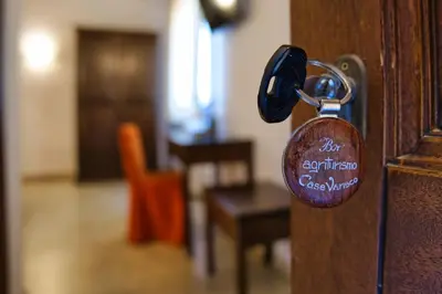 a lock on a door in a room at Agriturismo Case Varisco in Altavilla Milicia