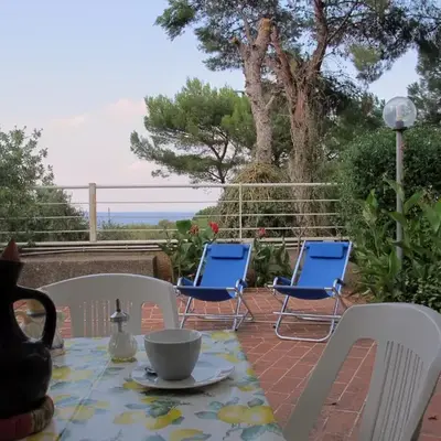 Casa in villa vista mare