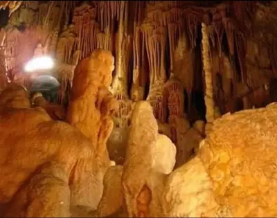 a cave with a rock formation in it at Casa Le Bellezze del Golfo in Castellammare del Golfo