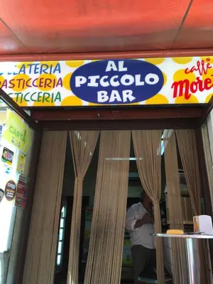 a sign for a pizza bar in a restaurant at Al Baglio low cost in Palermo