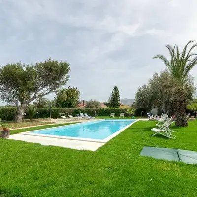 1-Casa sul mare con piscina vicino Cefalù