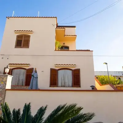 Casa Cavour sul Mare