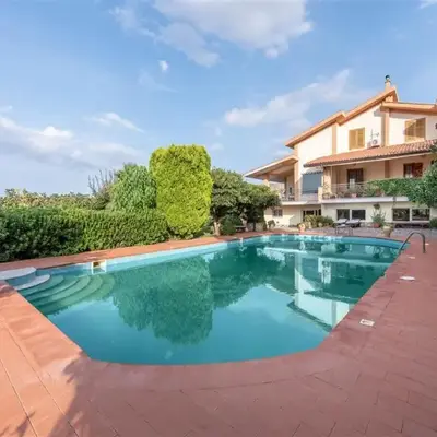 Villa with Pool