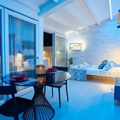 Porta del Golfo Apartments & Suites