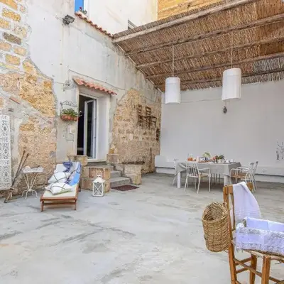 2 Bedroom Amazing Apartment In Trappeto