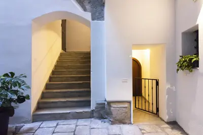a stairway leading up to a building at Monolocale Sant'Andrea in Palermo