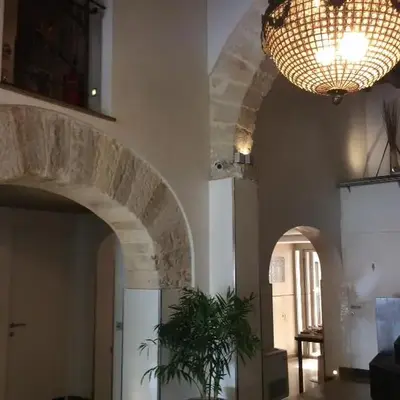 Ucciardhome Hotel