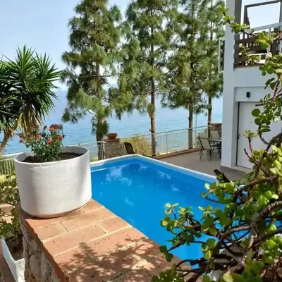 Villa's apartment on the beach