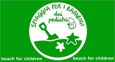 a green and white sign that says beach for children at La Conchiglia Case Vacanze in Balestrate
