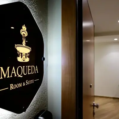 B&B Maqueda - Room & Suite